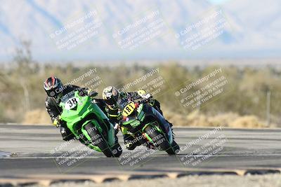 media/Dec-06-2025-CVMA (Sat) [[4a896cc04c]]/Race 9-500-400-350 Supersport/